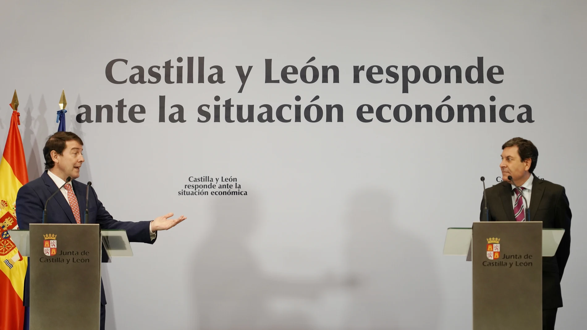 El presidente de la Junta, Alfonso Fernández Mañueco, y el consejero Carlos Fernández Carriedo