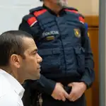 Fútbol.- La fiscal cree que Dani Alves cambió su versión porque se consideraba "totalmente impune"