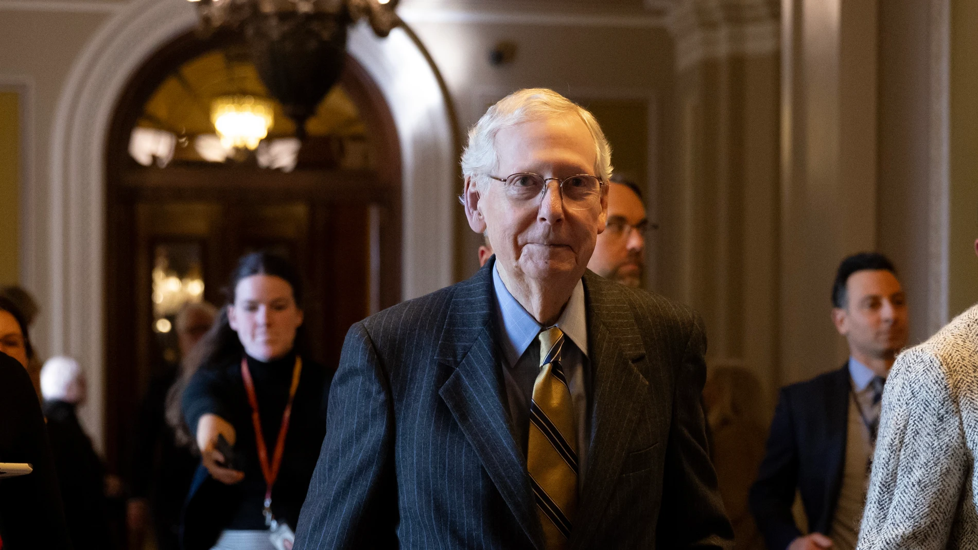 Washington (United States), 07/02/2024.- Senate Minority Leader Mitch McConnell walks to his office during a series of votes in which the Senate failed to advance a bipartisan immigration and foreign aid bill, on Capitol Hill in Washington, DC, USA, 07 February 2024. The Senate failed to advance a 118 billion USD immigration and foreign aid bill that was the result of months of bipartisan negotiations to increase US border security and provide aide to Ukraine, Israel, Taiwan and others. Senat...