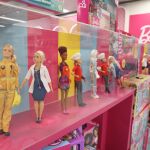 EEUU.- Mattel, la fabricante de las muñecas Barbie, gana 199,5 millones de euros en 2023, un 45,6% menos