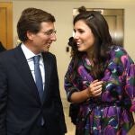 José Luis Almeida y su prometida Teresa Urquijo y Moreno