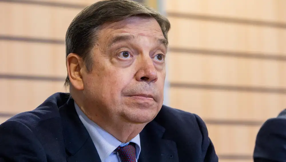 Economía.-Planas censura agresiones a agentes en protestas y cree que los agricultores "no se merecen" ser "manipulados"