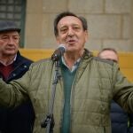 El presidente de ASAJA, Pedro Barato, interviene durante la tercera jornada de protestas de los ganaderos y agricultores para pedir mejoras en el sector, a 8 de febrero de 2024, en Ciudad Real, Castilla-La Mancha (España).
