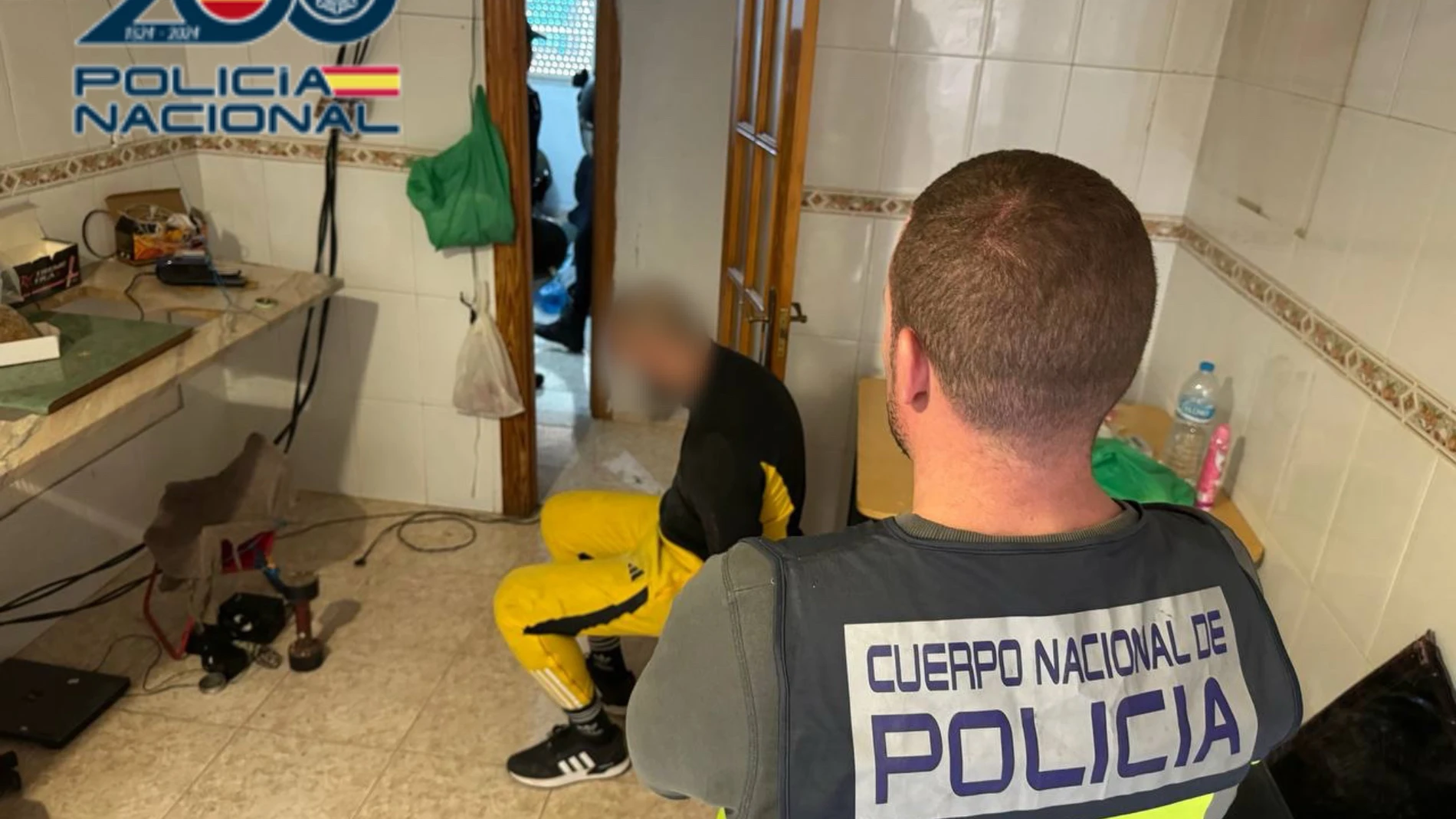 Casi 30 detenidos de una banda de narcos muy violenta que torturaba a miembros de otras bandas