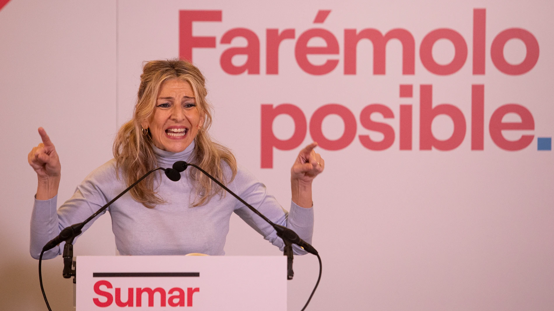La vicepresidenta del Gobierno y líder de Sumar, Yolanda Díaz, interviene durante un acto de campaña de Sumar, en el Hotel Bahía, a 9 de febrero de 2024, en Vigo, Pontevedra, Galicia (España). Este encuentro se enmarca dentro de los actos previos a los comicios gallegos, del próximo 18 de febrero, que celebra la formación que lidera Yolanda Díaz para conseguir votos en la región. 09 FEBRERO 2024;18F;ELECCIONES;COMICIOS;MITIN;GALLLEGOS;GALLEGAS;POLÍTICOS;CAMPAÑA ELECTORAL;CAMPAÑA Adrián Irag...