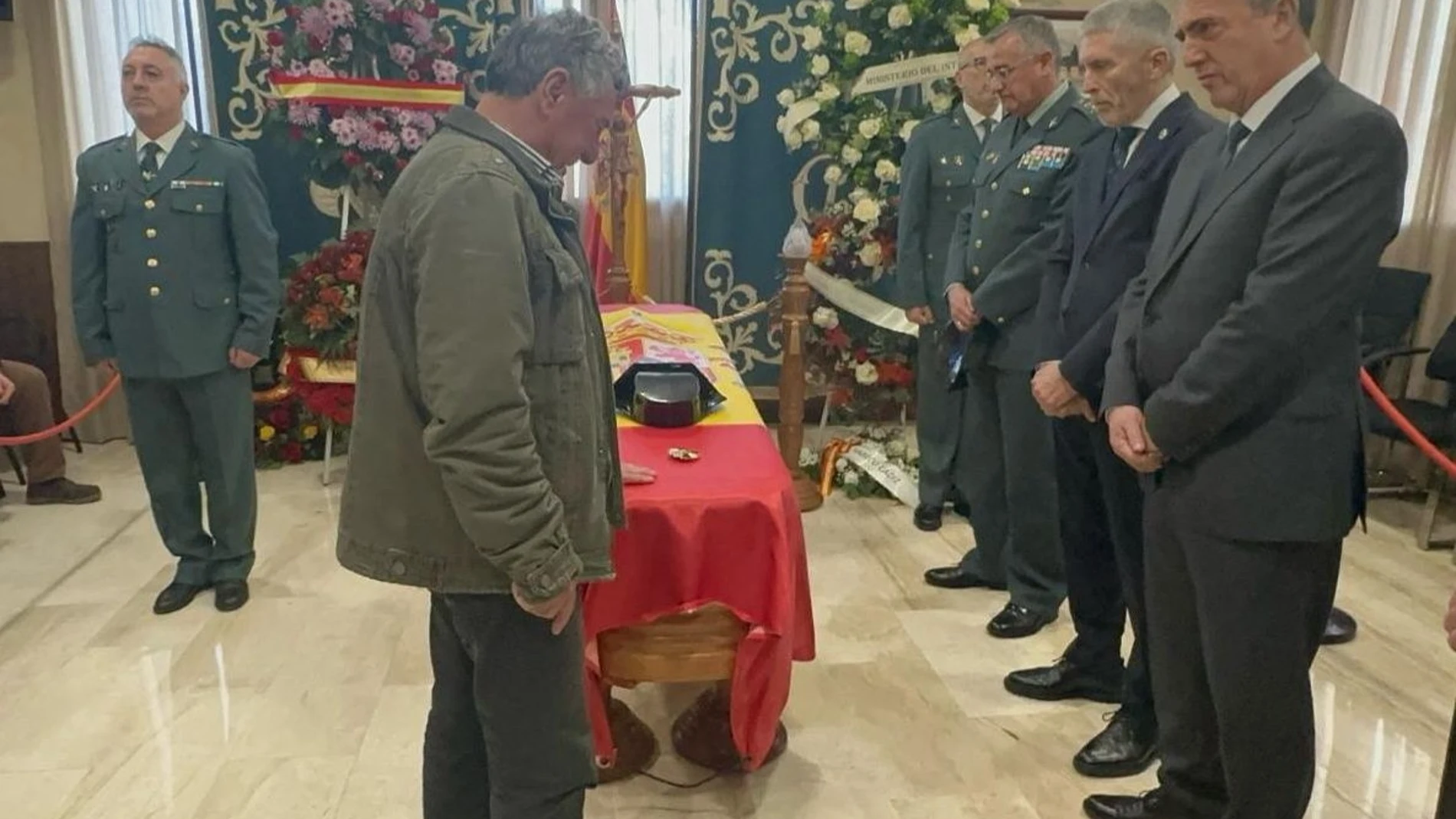 Velatorio de los dos agentes fallecidos durante una operación contra el tráfico de drogas en Barbate (Cádiz).GUARDIA CIVIL10/02/2024