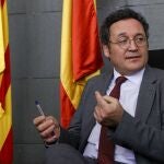 GRAFCAT9450. L'HOSPITALET DE LLOBREGAT (BARCELONA) (ESPAÑA), 07/02/2024.- El fiscal general del Estado, Álvaro García Ortiz, momentos antes de presidir la Junta de Fiscales celebrada este miércoles en la Ciutat de la Justicia de Barcelona,desde donde ha abogado por "armar una unidad de criterio" en la causa de Tsunami Democràtic y la posible investigación al expresidente de la Generalitat Carles Puigdemont por terrorismo, en la que el ministerio público todavía no ha tomado una decisión firme. EFE/ Toni Albir