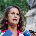 Carla Antonelli, alegre de que Carmen Calvo "salga del Legislativo", mientras Ayuso celebra su postura contra la amnistía