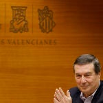El conseller de Sanidad, Marciano Gómez, comparece en Les Corts Valencianes