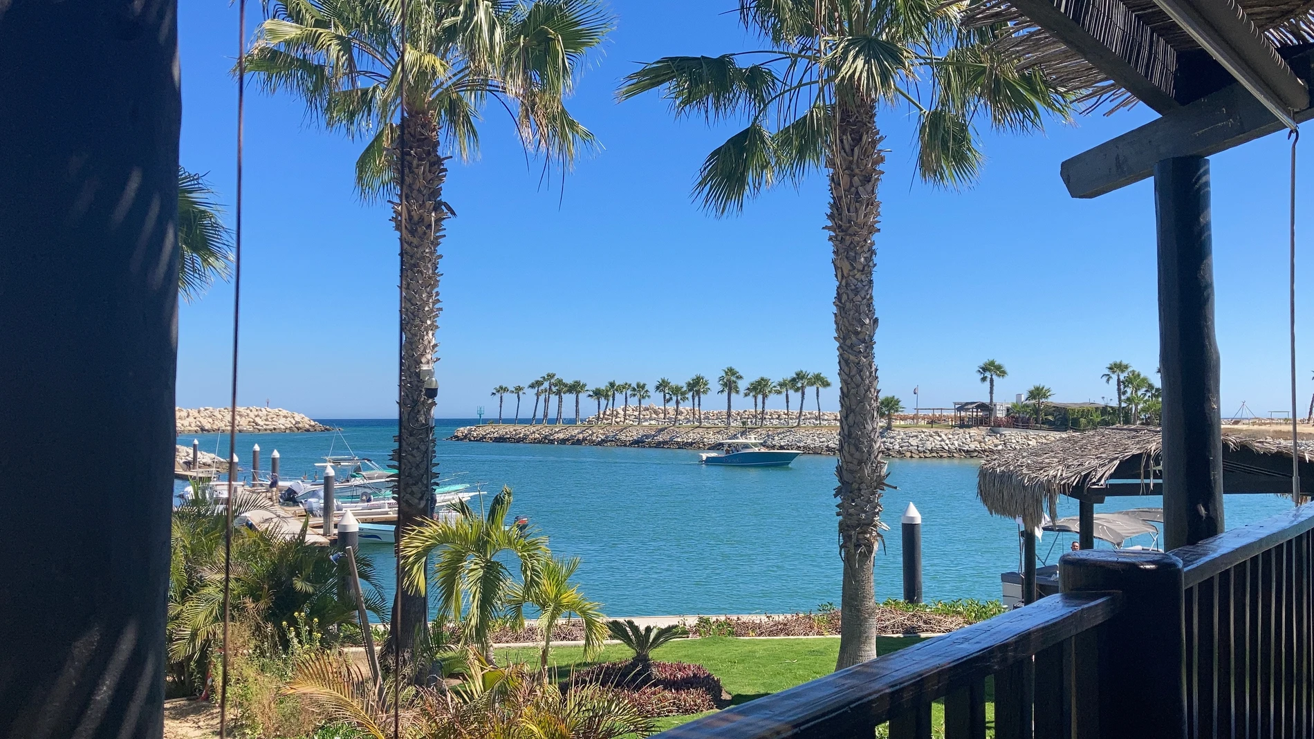 Los cabos es uno de los destinos turísticos más populares de México.