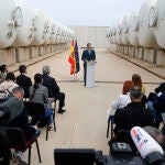 Sánchez visita las instalaciones de la planta desaladora de Torrevieja