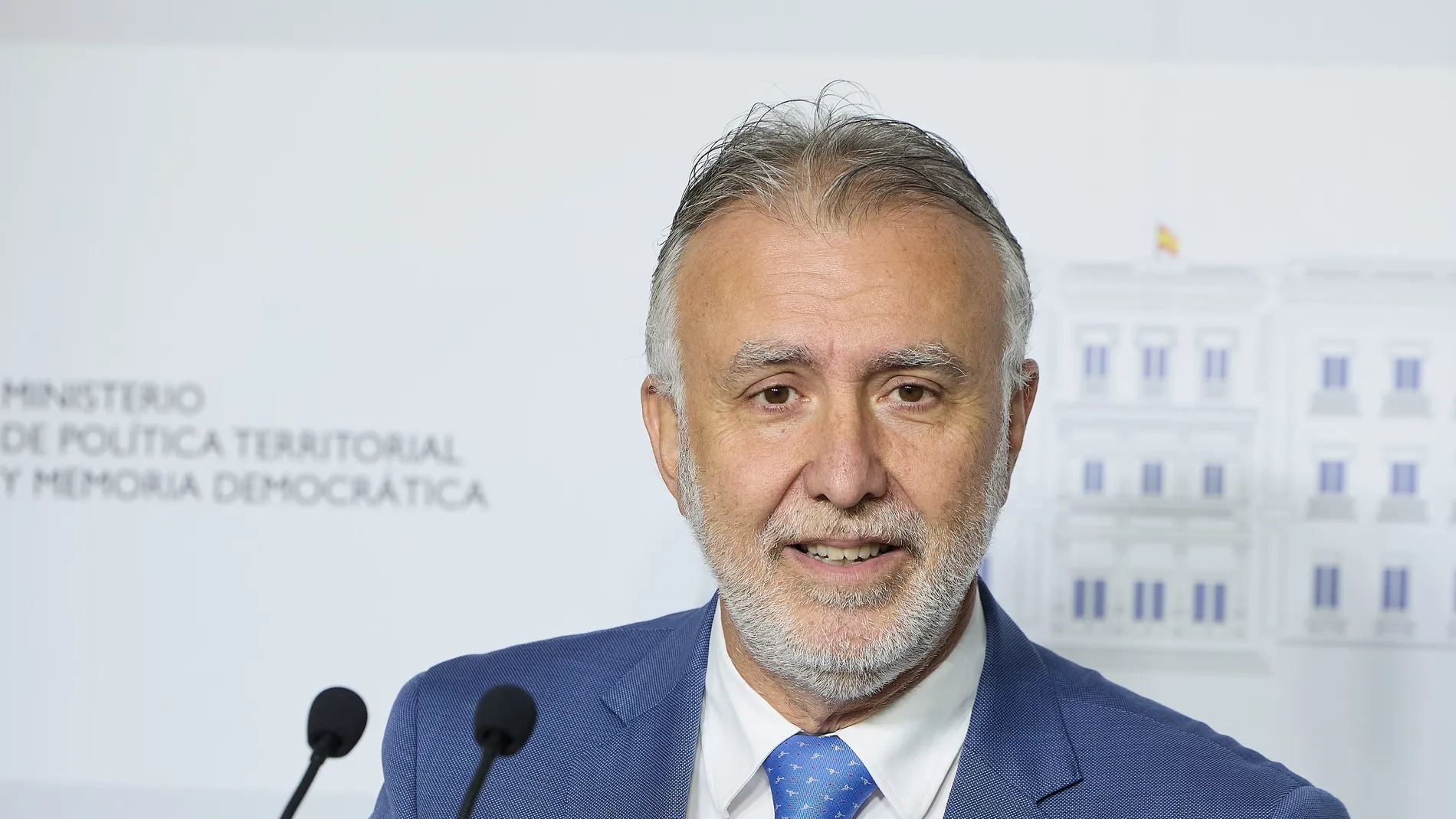 El ministro de Política Territorial y Memoria Democrática, Ángel Víctor Torres, ofrece una rueda de prensa para hacer balance de los acuerdos alcanzados con las comunidades autónomas en el Ministerio de Política Territorial y Memoria Democrática, a 15 de febrero de 2024, en Madrid (España).15 FEBRERO 2024;MADRID;ANGEL VICTOR TORRES;BALANCE;ACUERDOS;COMUNIDADES AUTÓNOMASJesús Hellín / Europa Press15/02/2024