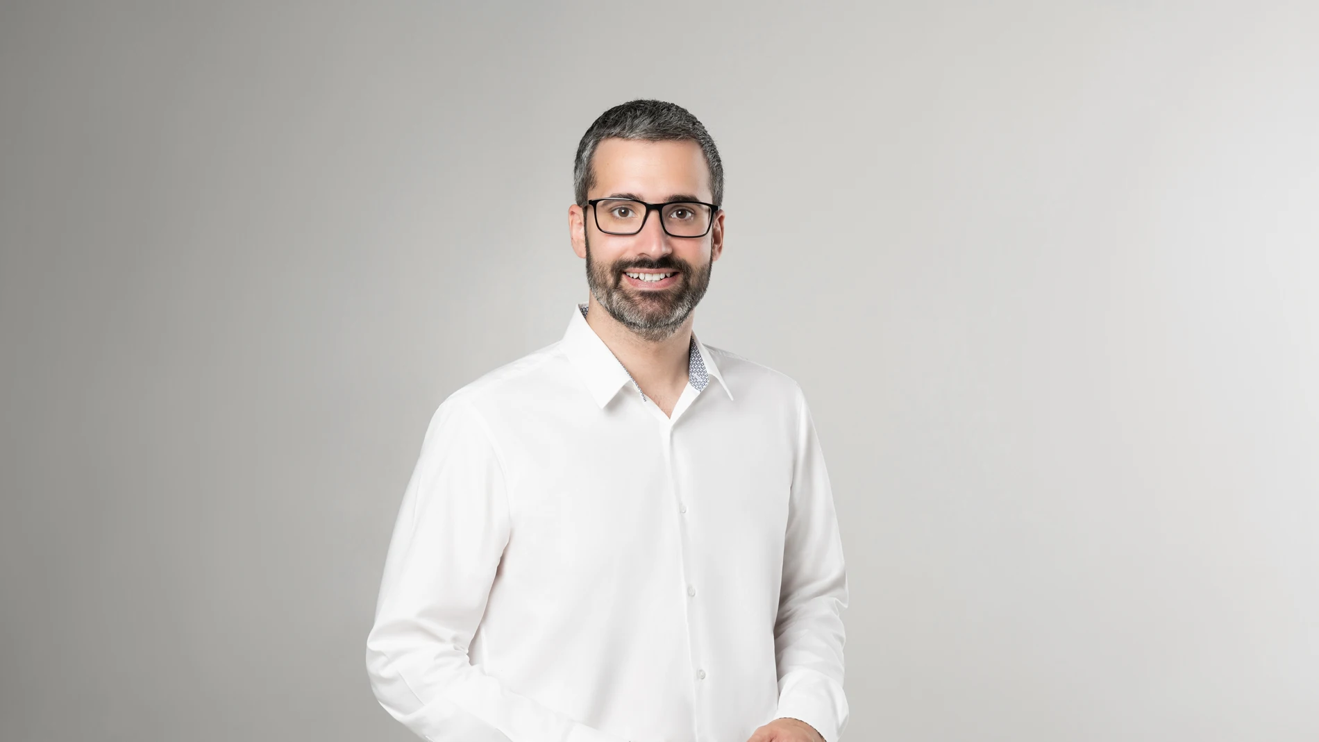 Francisco Lucas presenta su candidatura a la Secretaría General del PSOE en el municipio de Murcia