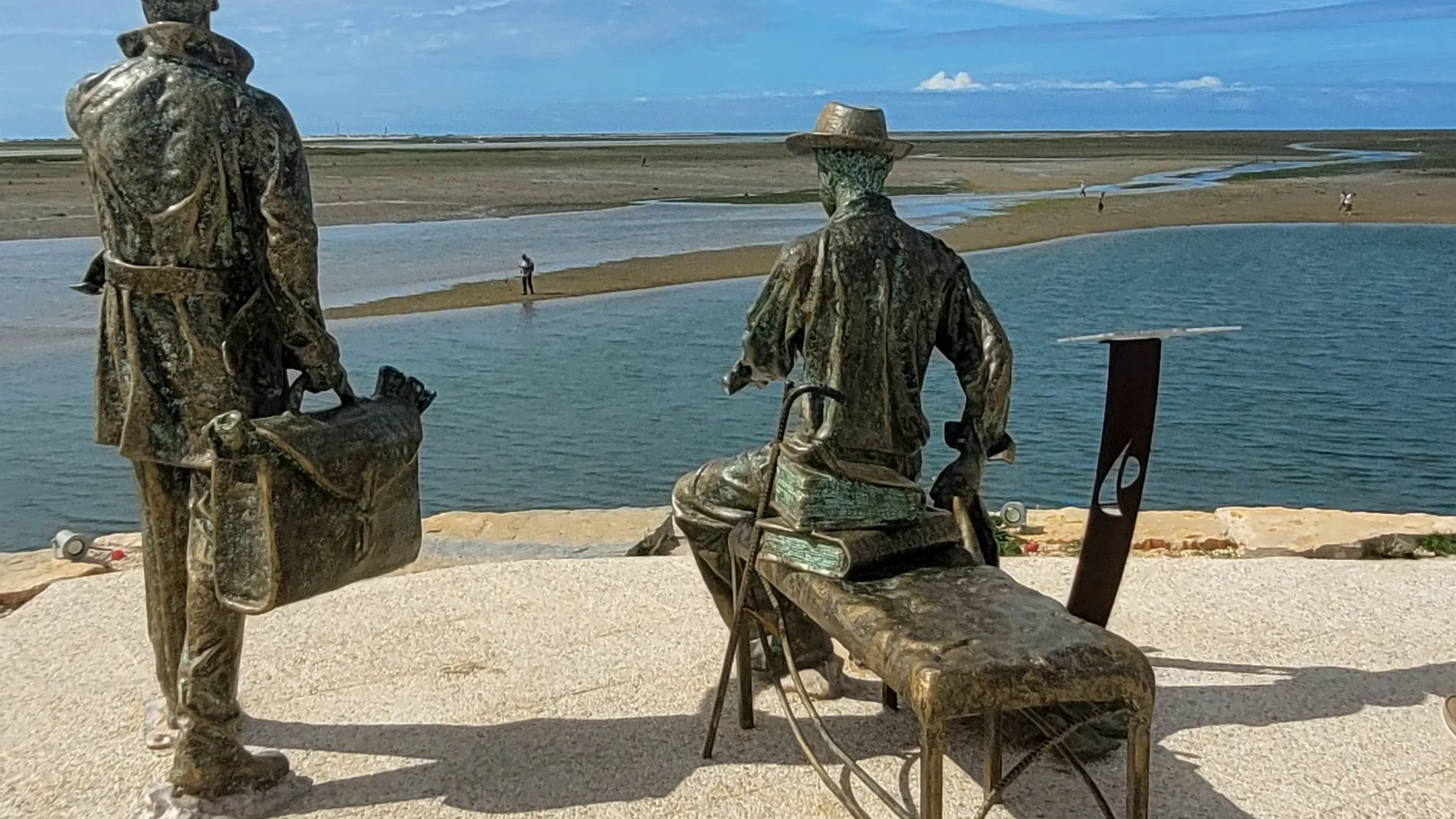 Panorámica con los marisqueros de fondo antes de navegar entre los encantos de Ría Formosa