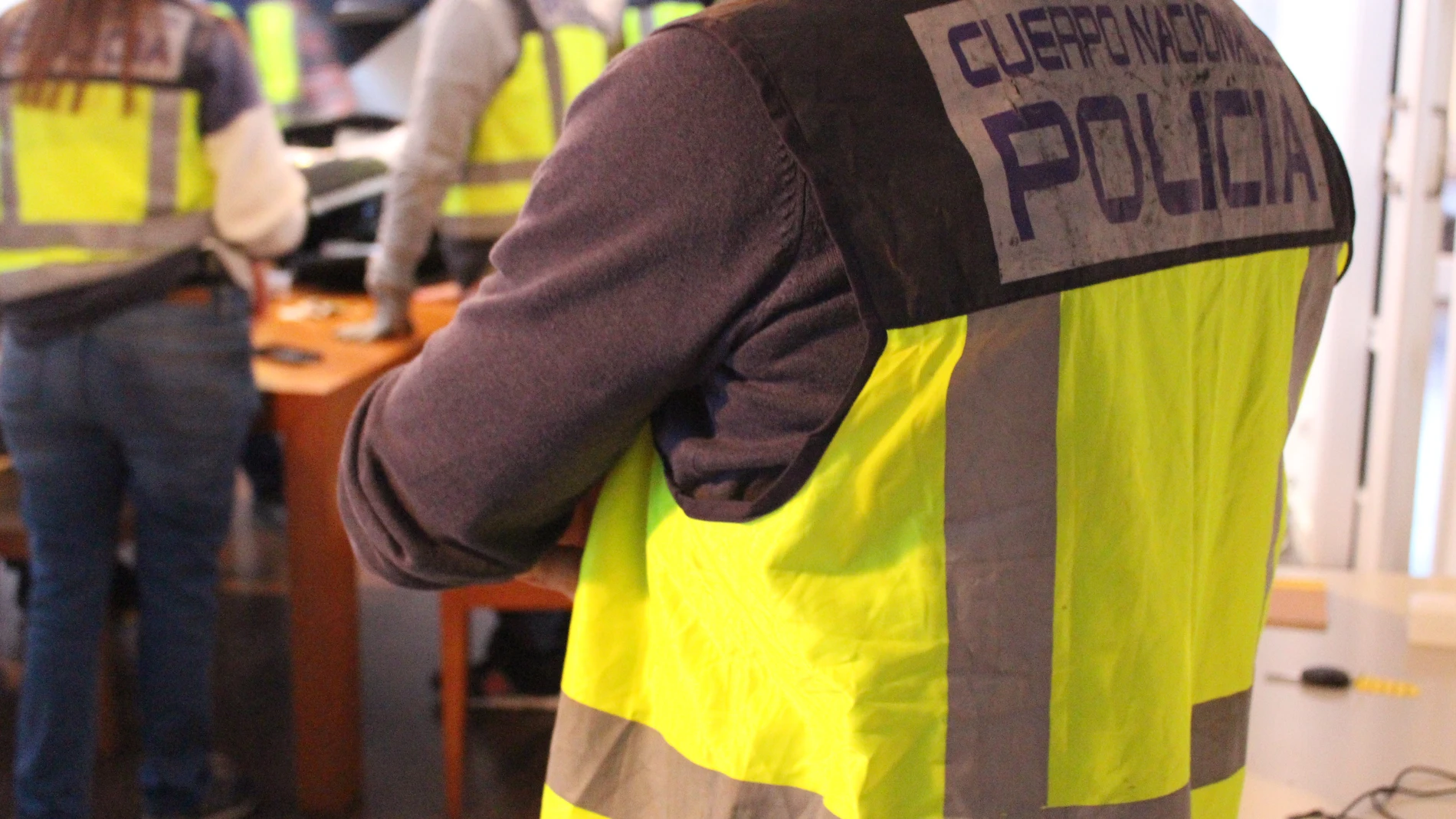 La Policía Nacional desarticula un grupo especializado en robos en oficinas y detiene a dos personas POLICÍA NACIONAL 16/02/2024