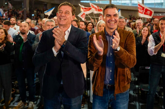 Besteiro y Sánchez durante la última campaña. 