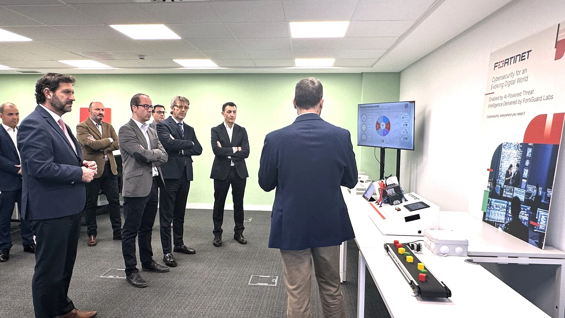 Inauguración de las nuevas oficinas de la empresa estadounidense Fortinet en Murcia