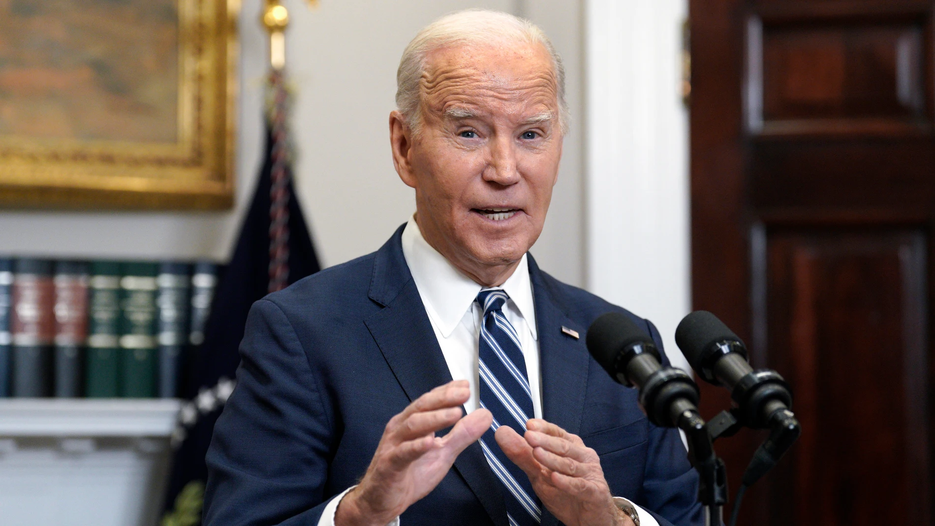 Washington (Usa), 16/02/2024.- US President Joe Biden delivers remarks on the reported death of Aleksei Navalny in the Roosevelt Room at the White House in Washington, DC, USA, 16 February 2024. US President Biden said 'Make no mistake, Putin is responsible for Navalny's death' during a press conference. Russian opposition leader and outspoken Kremlin critic Alexey Navalny has died aged 47 in a penal colony, the Federal Penitentiary Service of the Yamalo-Nenets Autonomous District announced o...