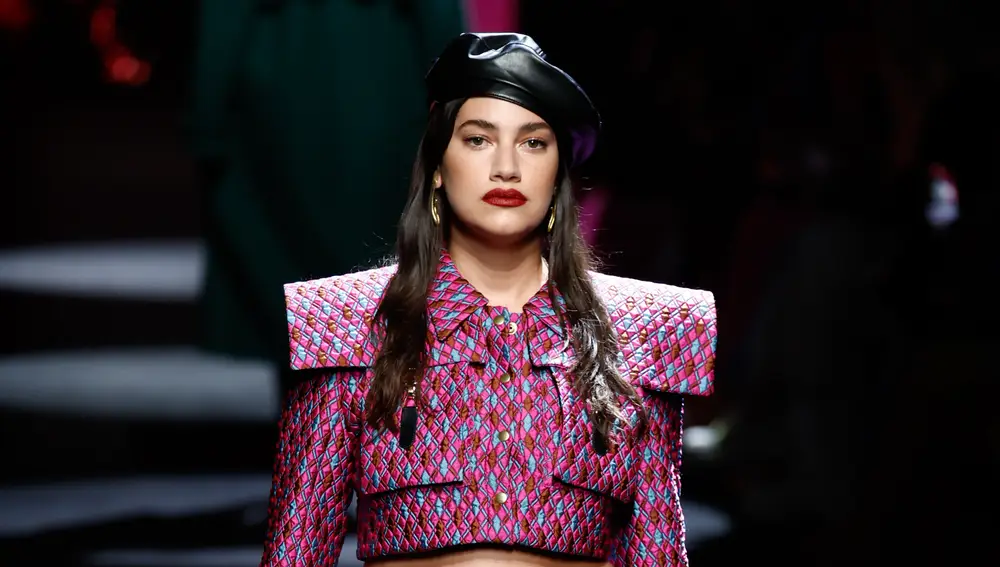 Lorena Durán en el desfile de Paloma Suárez.