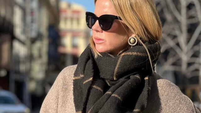 Amelia Bono con look de Zara.