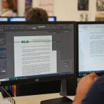 Instalaciones del Boletín Oficial de la Junta de Andalucía en Sevilla, durante una reciente visita del consejero de la Presidencia
