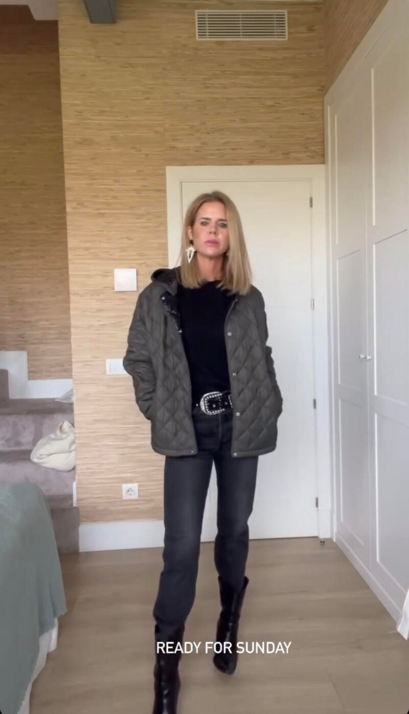 Amelia Bono con look de domingo.