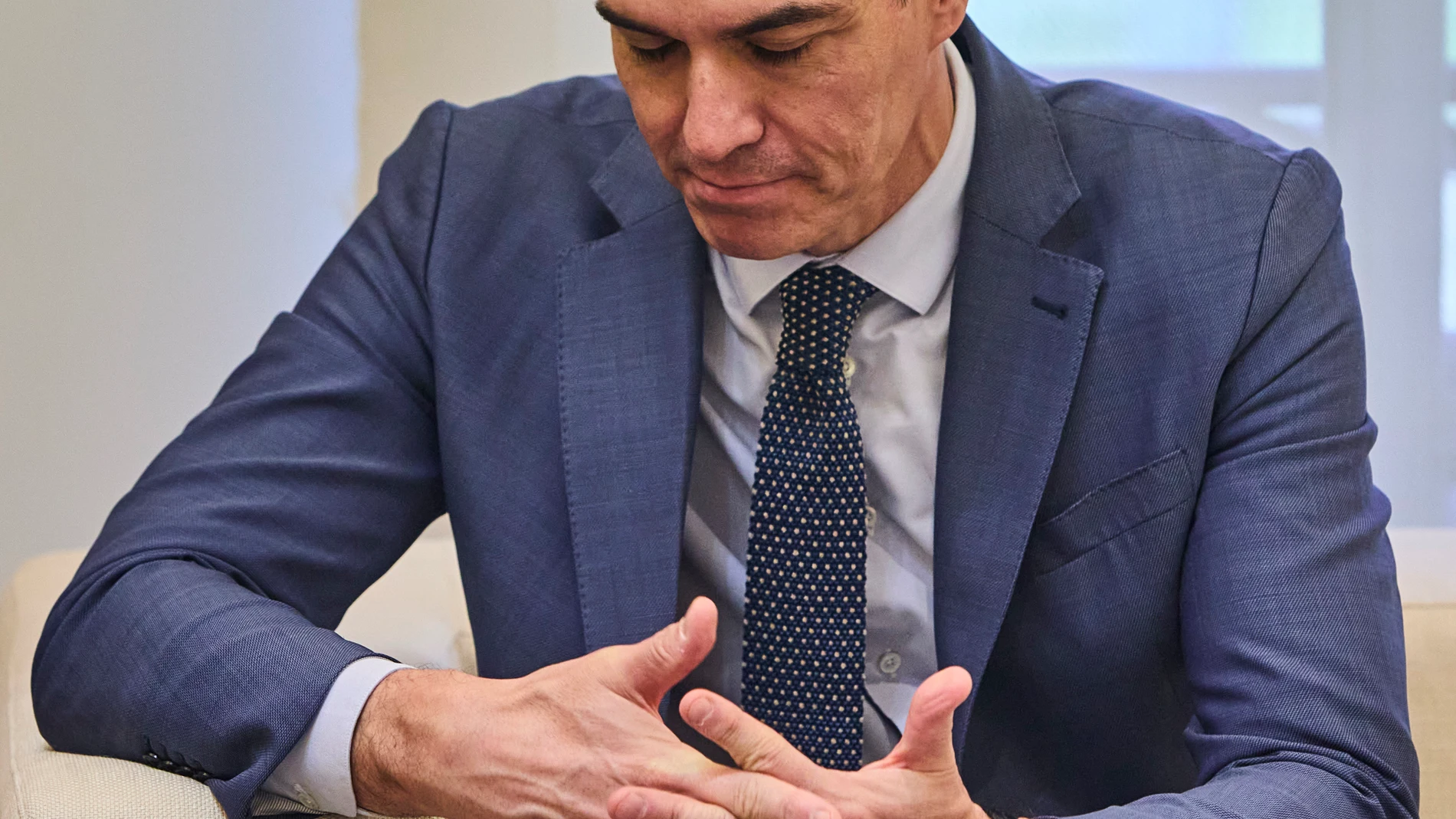 El presidente del Gobierno, Pedro Sánchez durante su encuentro con el ministro de Exteriores chino, Wang Yi celebrado este lunes en La Moncloa,© Alberto R. Roldán / Diario La Razón.19 02 2024