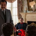 En el capítulo de este jueves en "La Promersa", la presencia del Conde de Ayala sigue dando de qué hablar 