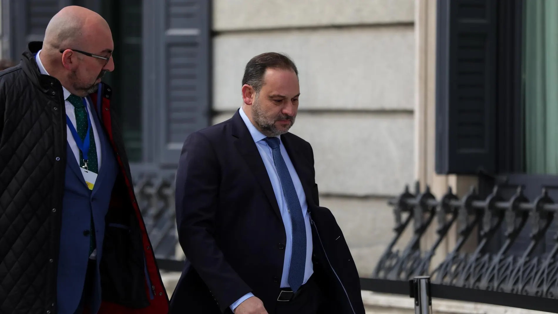 El exasesor de Ábalos se niega a declarar ante el juez por las presuntas mordidas en la compra de mascarillas