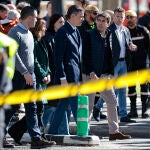 Pedro Sánchez, entre Carlos Mazón y la alcaldesa Catalá