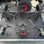 Los drones Elios II, Matrice 300 RTK y Mavic II adquiridos por la UME en 2022 y que se están usando en el incendio de Valencia. que la UME está usando en el incendio de Valencia.
