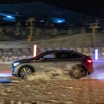 ¿Sabes conducir de noche sobre nieve?