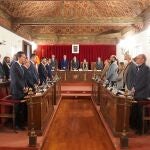 Minuto de silencio en recuerdo a las víctimas y afectados del incendio de Valencia en la Diputación de Valladolid
