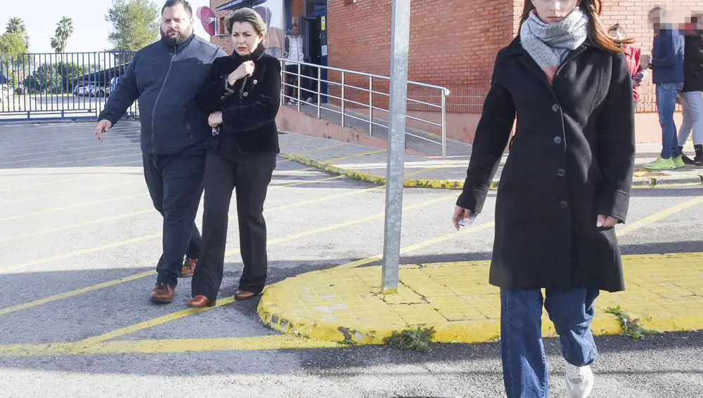 La madre y el hermano de Antonio Tejado junto a Samara