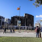 Dado de alta el bombero ingresado en el Peset y solo permenece otro más ingresado tras el incendio de Valencia