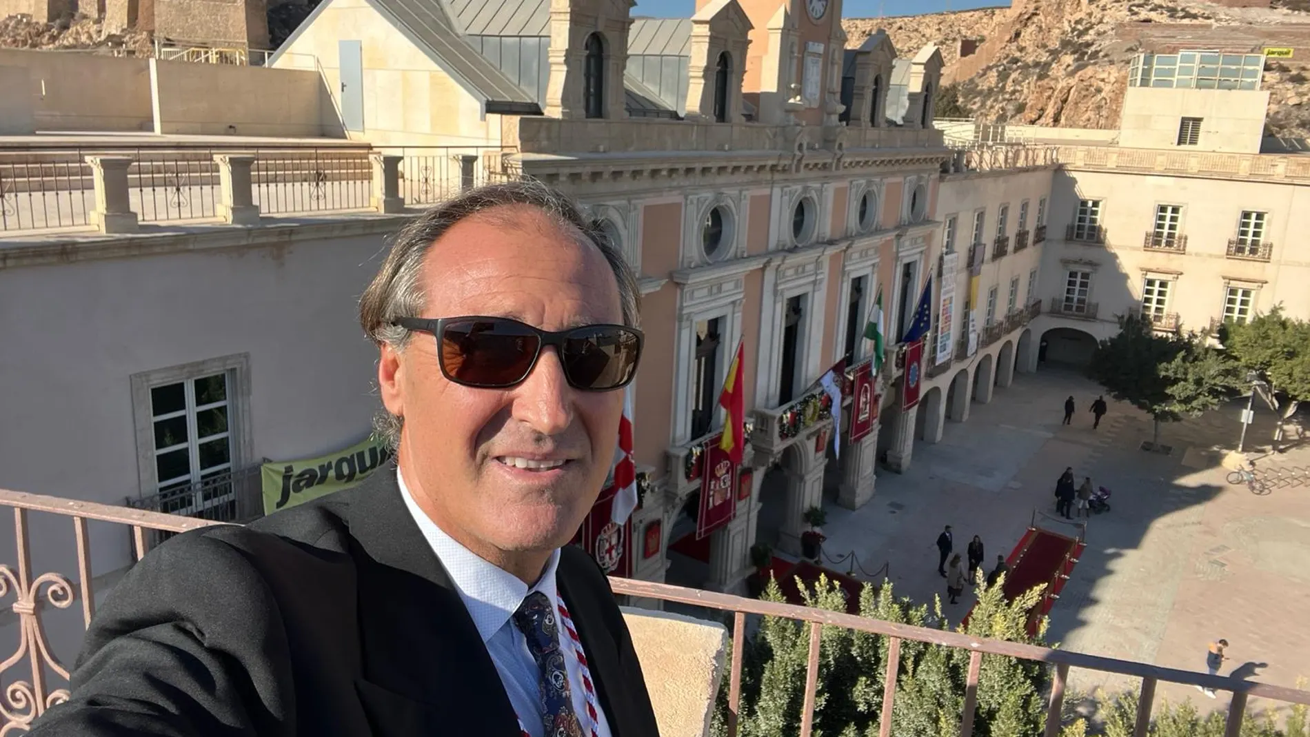 Antonio Jesús Casimiro Andújar, «Tato», es licenciado y doctor en Educación Física, Profesor Titular de Universidad (UAL) y entrenador de élite