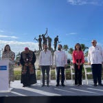 Autoridades en el acto de inauguración. 