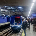 Viajeros en el Metro de Madrid