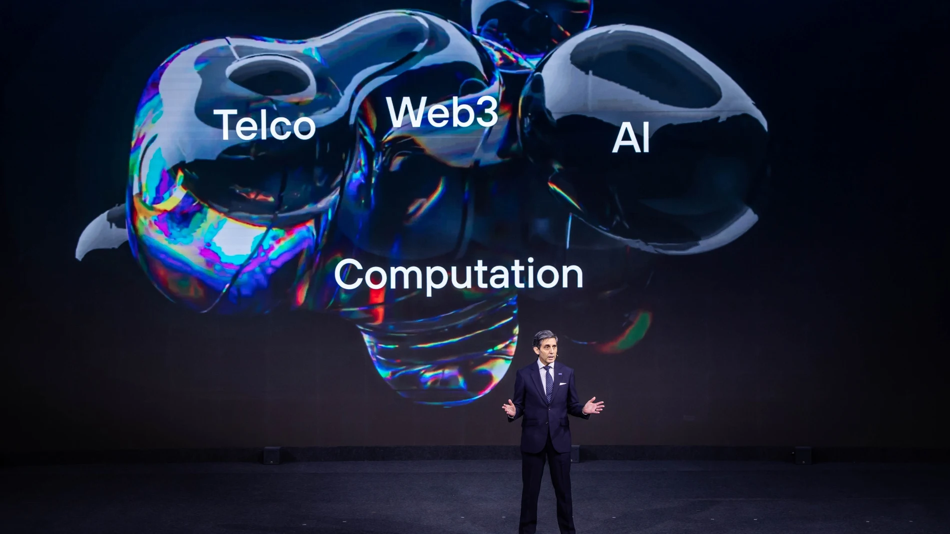 José María Álvarez-Pallete, presidente de Telefónica, durante su discurso inaugural en el Mobile World Congress 2024
