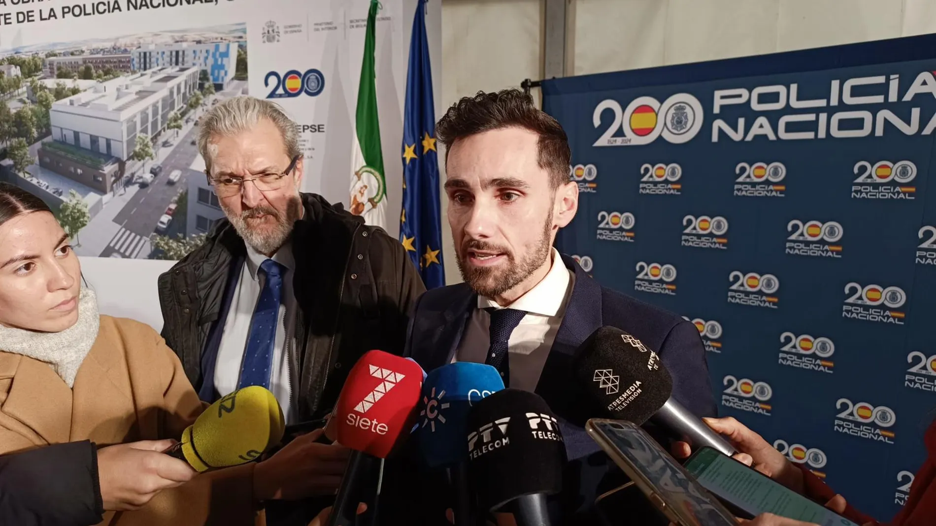 Rafael Pérez afirma que Interior ha tramitado todos los contratos de mascarillas "de acuerdo a la legalidad"