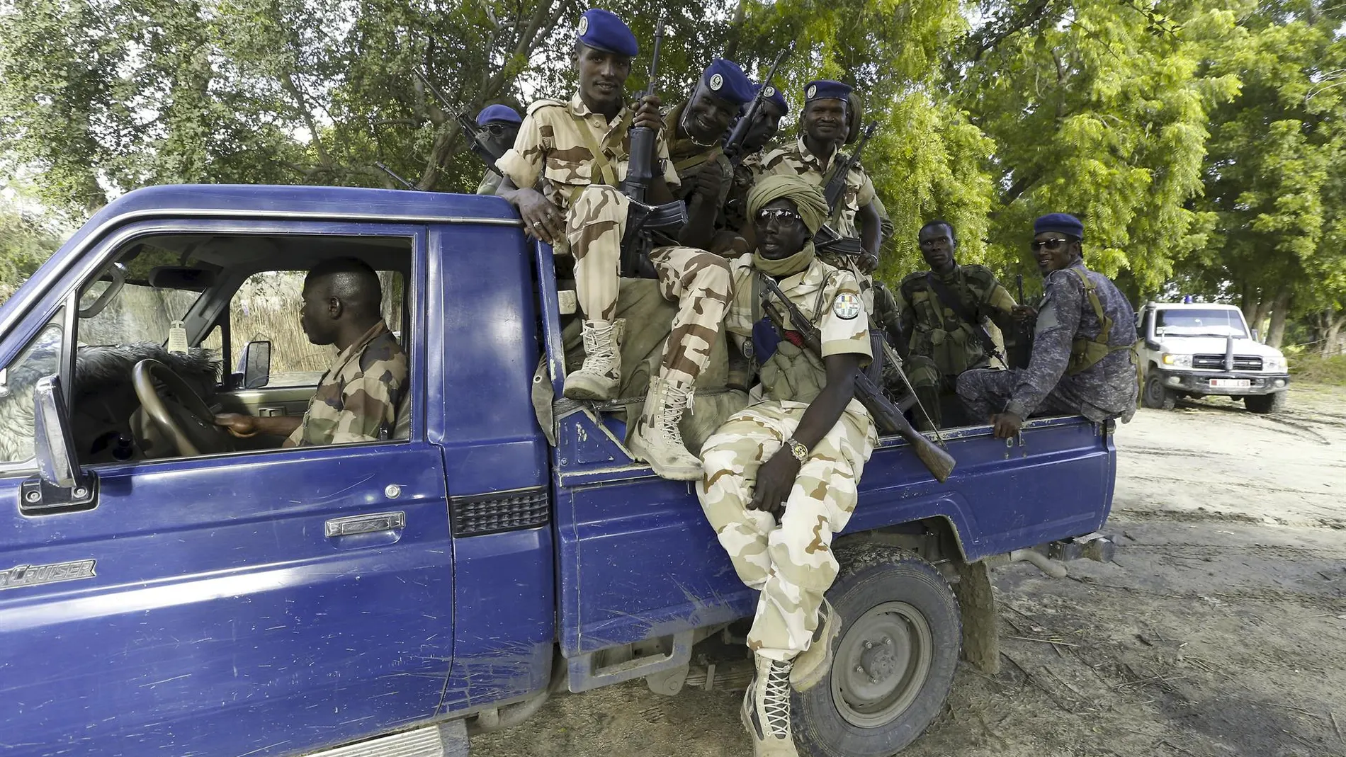 AMP2.- Chad.- Chad confirma "muchos muertos" en un ataque contra un edificio gubernamental en la capital, Yamena