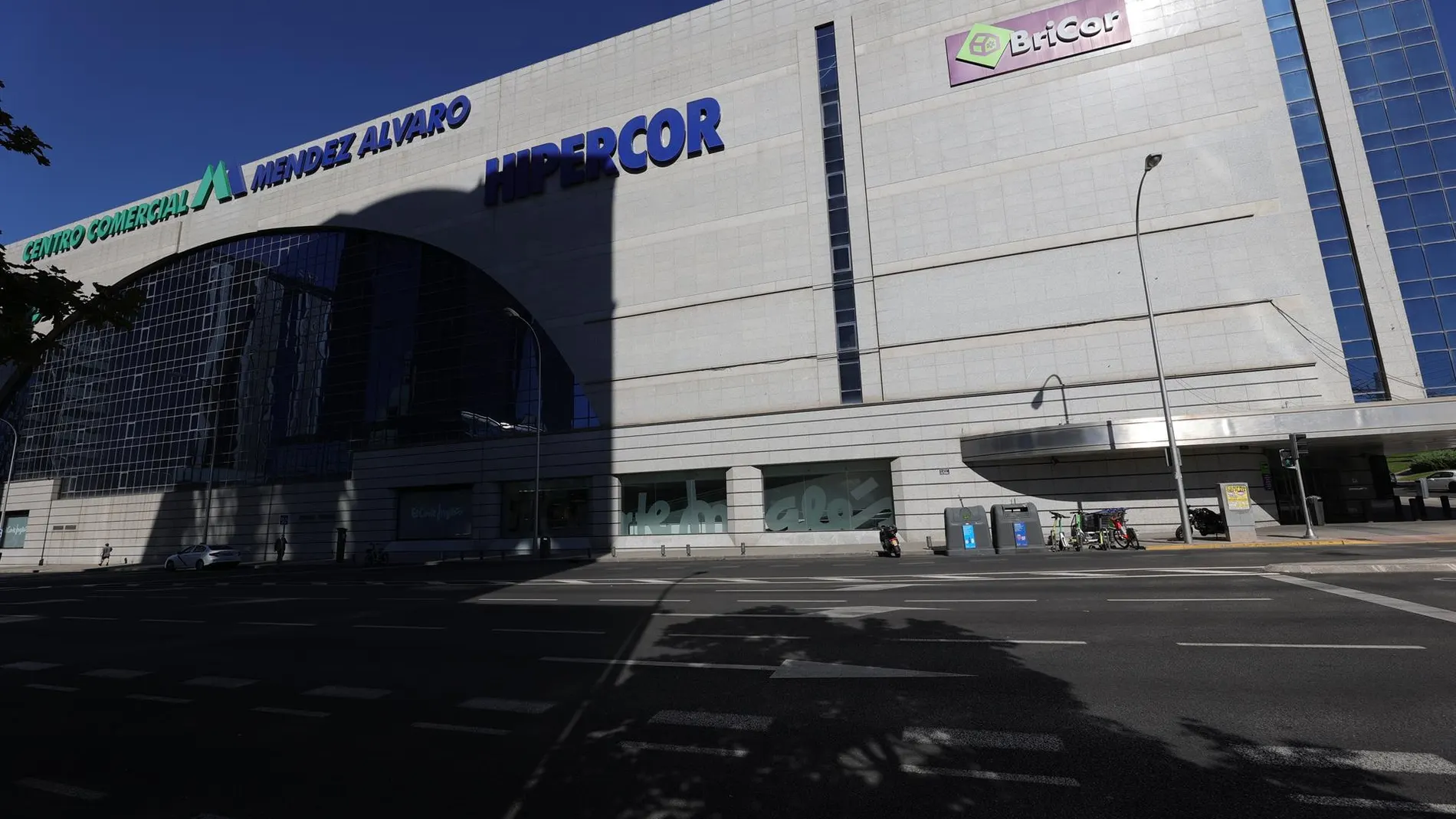 Cierra El Corte Inglés de Méndez Álvaro