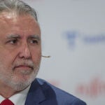 Ángel Victor Torres protagoniza un desayuno informativo de Europa Press
