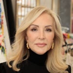 Carmen Lomana
