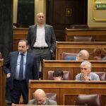 Al rincón de pensar: Ábalos se sentará solo y en la penúltima fila del Congreso