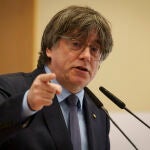Carles Puigdemont interviene en un acto del Consejo de la República.