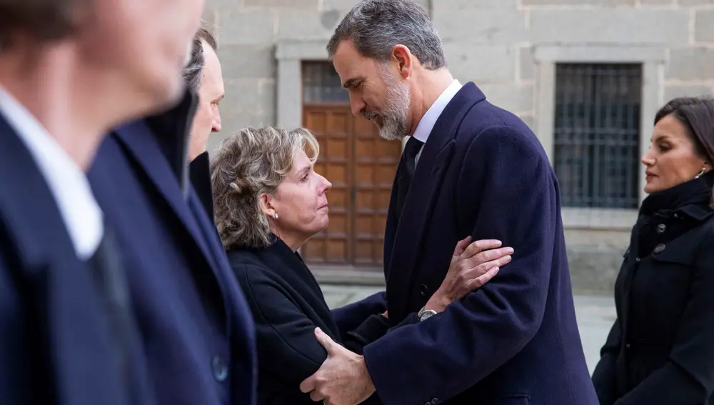 El Rey Felipe junto a los hermanos Gómez Acebo
