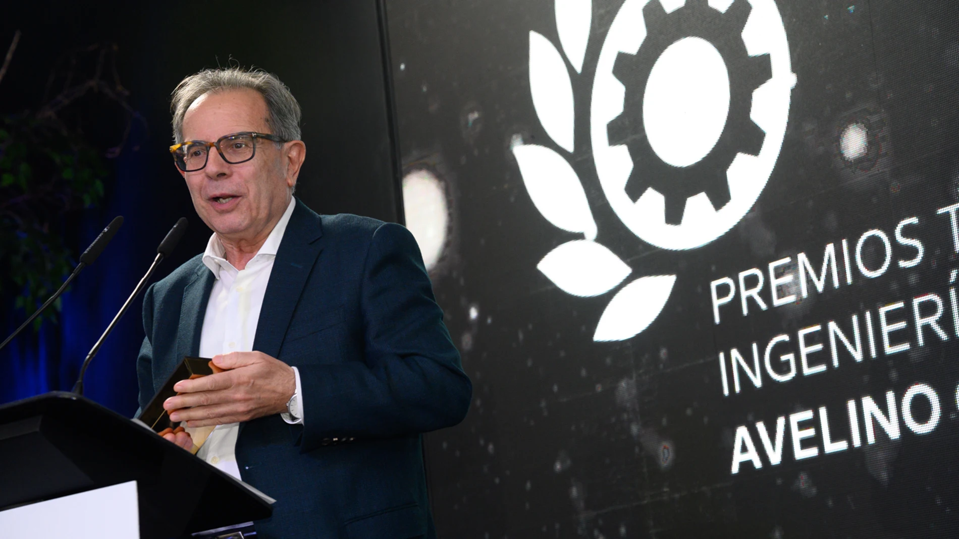 El químico valenciano Avelino Corma recibe el Galardón Honorífico a la Excelencia Científica