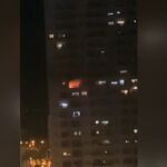 Imagen del incendio declarado la pasado noche en la Vila Joiosa, con tres fallecidos