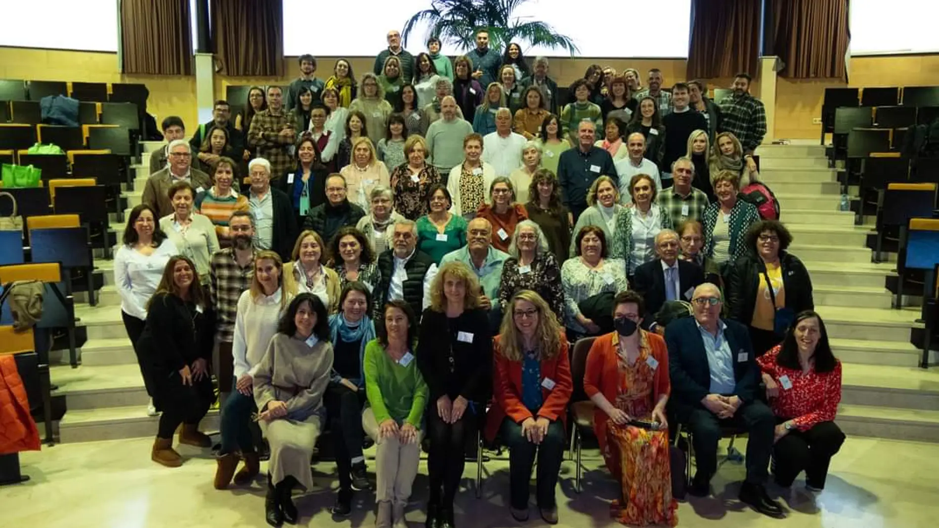 Afectados de acromegalia en un encuentro en Madrid